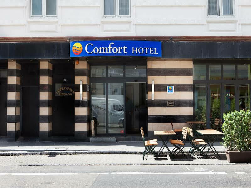 Comfort Hotel Frankfurt Central Station Frankfurt pe Main Exterior foto